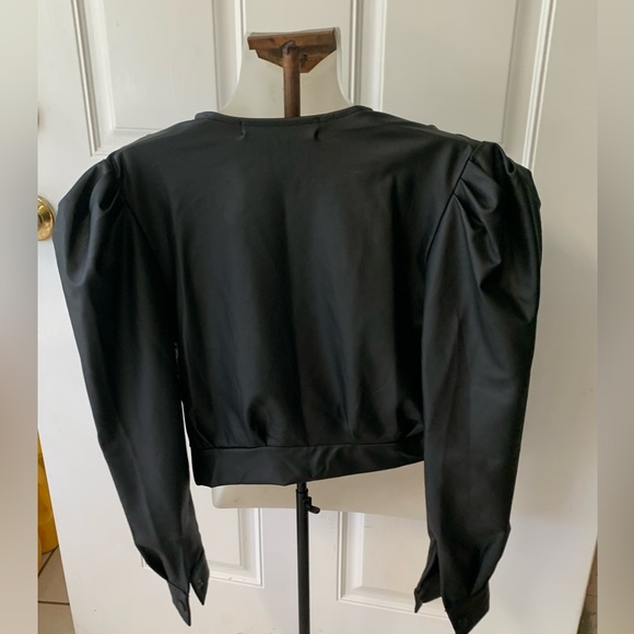 Small Generation K Black Pleather long sleeve snap side zip faux wrap Crop Top. - Picture 2 of 2